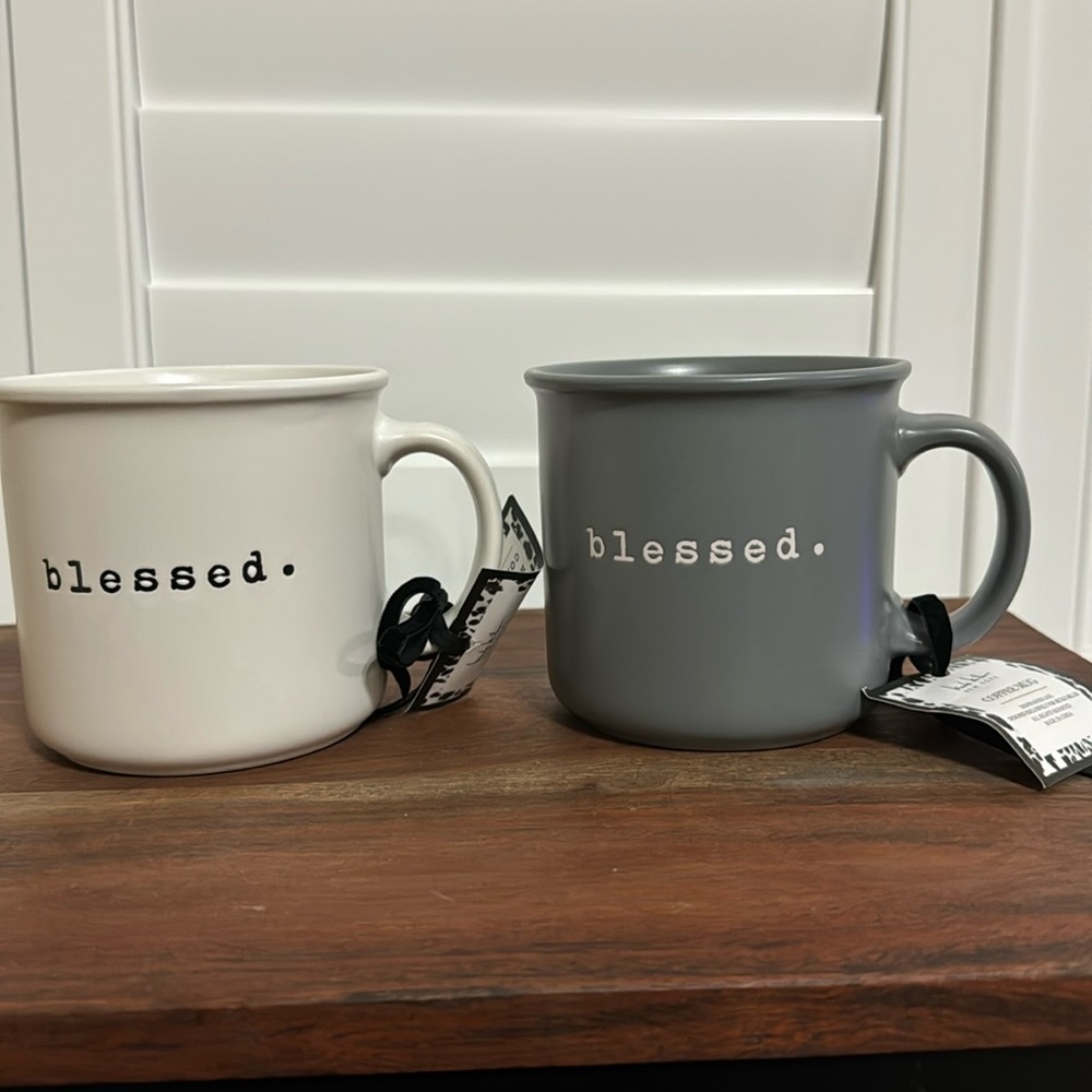 Nicole Miller matching mugs